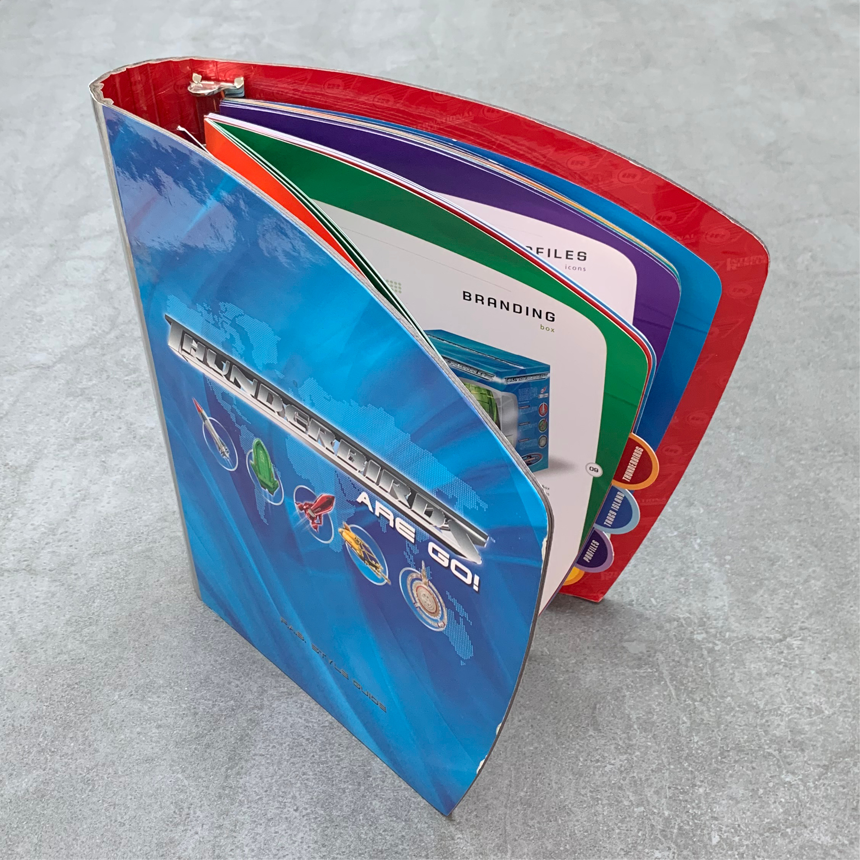 Supercelebration Treasure 3: Cut-outs, trading cards, pod vehicles and more