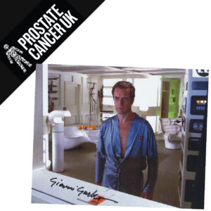 CHARITY: Autographed photo (Gianni Garko - pyjamas)